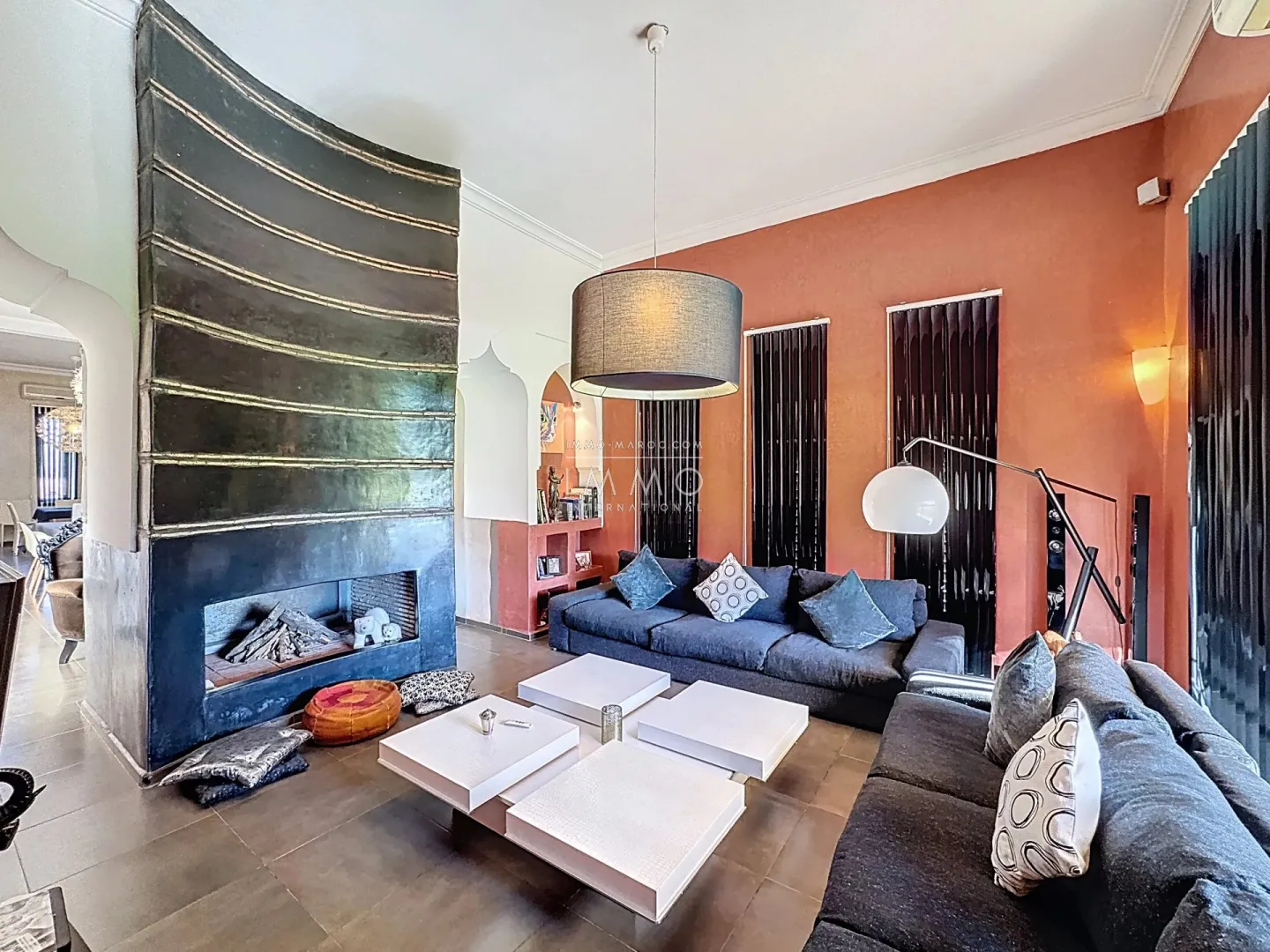 Villa à vendre route de sidi abdellah ghiat – 9 chambres – 600 m² – terrain 2,6 ha – vue atlas – vna – 5 bungalows