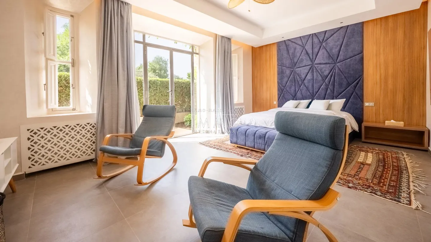 Villa à vendre route de l'ourika – 6 chambres – 920 m² – terrain 5 600 m² – vna – panneaux solaires – parc arboré