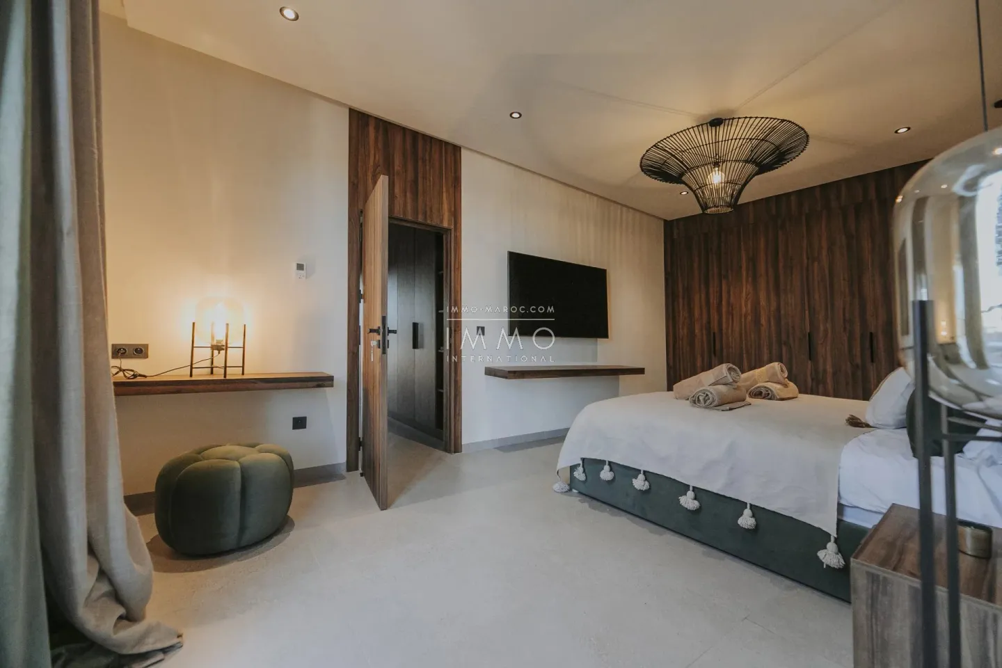 Villa contemporaine neuve à vendre à amelkis 2 – 5 chambres – piscine chauffée