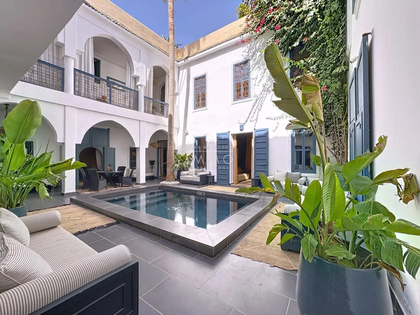 Riad à vendre – bab doukkala – 9 chambres – maison d'hôtes en activité – licence exploitation – spa & 2 patios – potentiel hôtelier