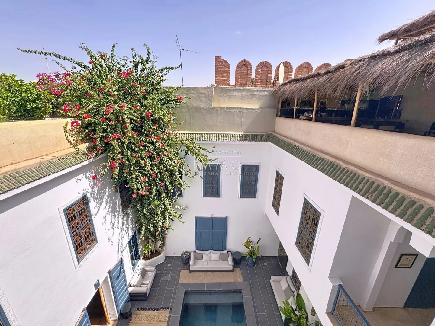 Riad à vendre – bab doukkala – 9 chambres – maison d'hôtes en activité – licence exploitation – spa & 2 patios – potentiel hôtelier