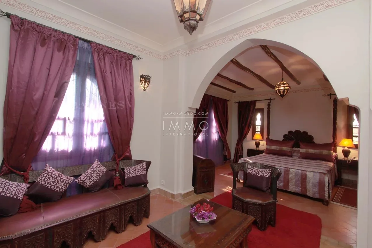 Petit palais situÉ dans un nouveau quartier rÉsidentiel de marrakech,