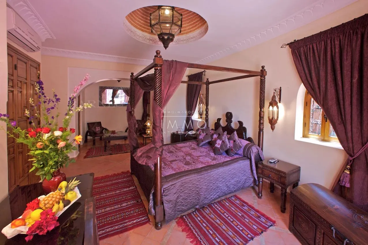 Petit palais situÉ dans un nouveau quartier rÉsidentiel de marrakech,