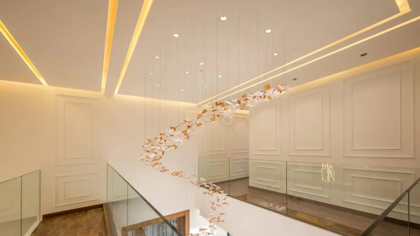 Villa d'exception à vendre route de ouarzazate – 4 suites – proche golfs