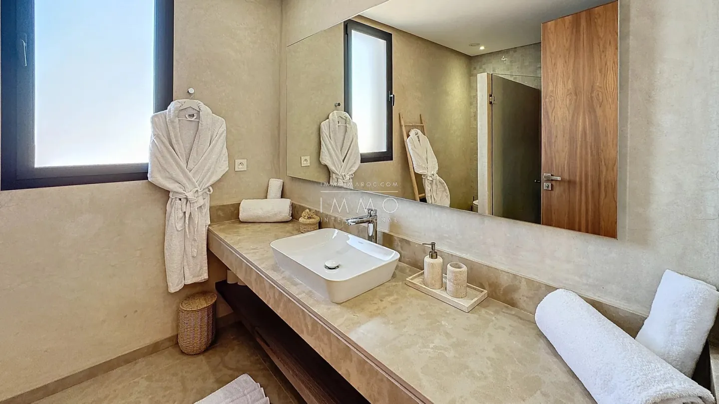 Villa de standing à vendre à amelkis – 6 suites – piscine chauffée et spa