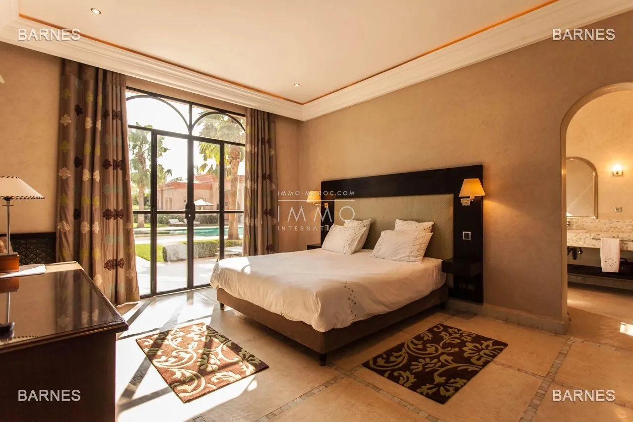 Somptueuse propriété de maître – route de fès – 8 suites – piscine chauffée 26m