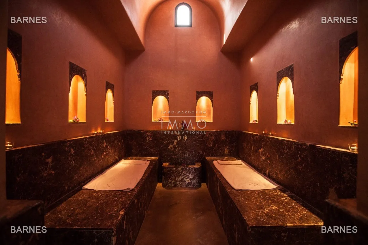 Somptueuse propriété de maître – route de fès – 8 suites – piscine chauffée 26m