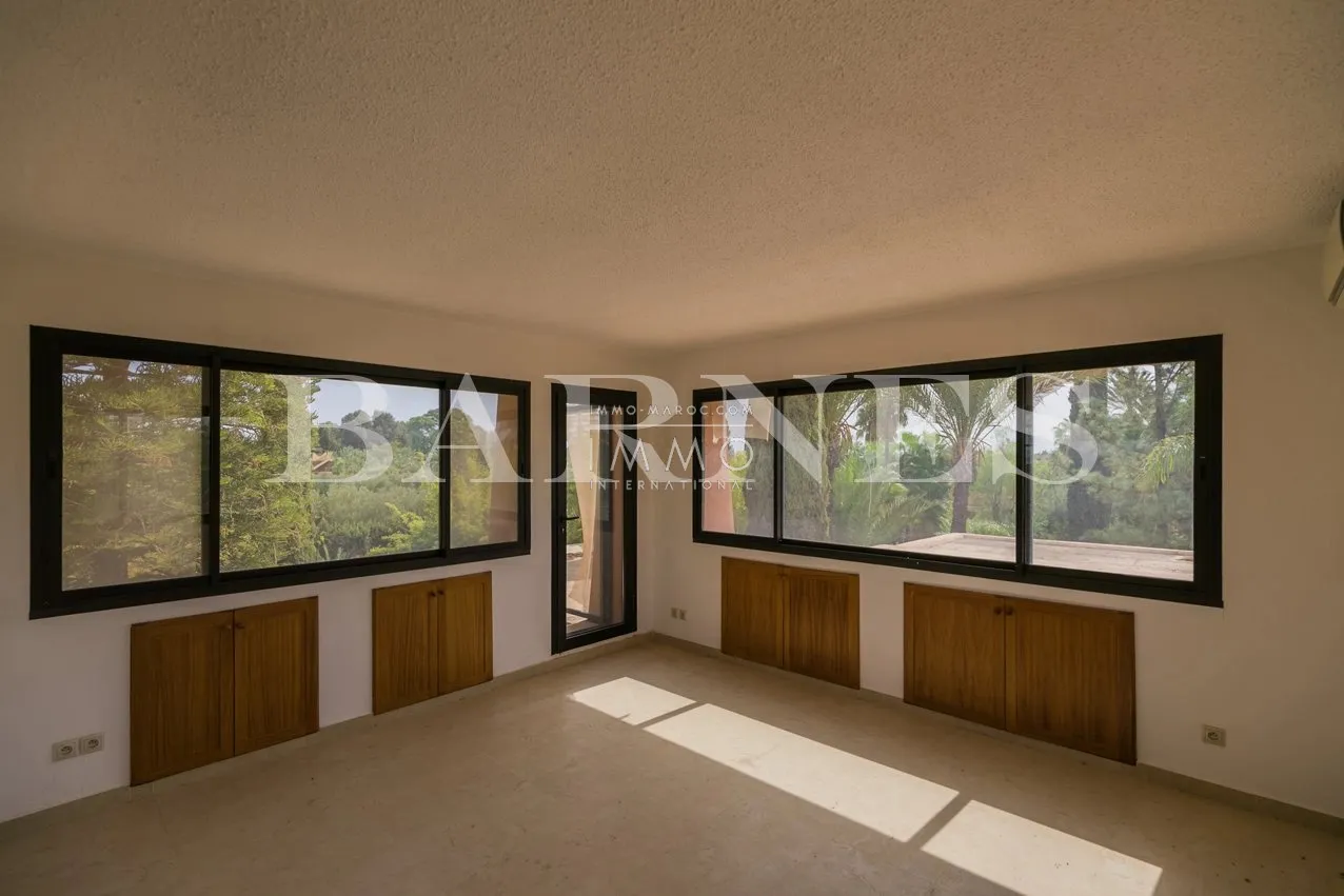Belle villa sur la palmeraie bab atlas dans une oasis de verdure à vendre.