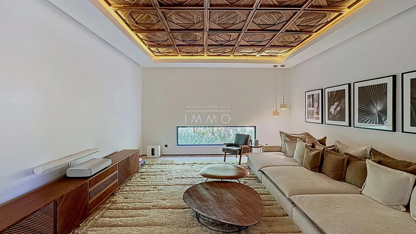 Villa à vendre golf amelkis – 6 suites – 600 m² – terrain 1 500 m² – 1ère ligne lac & atlas – pool house