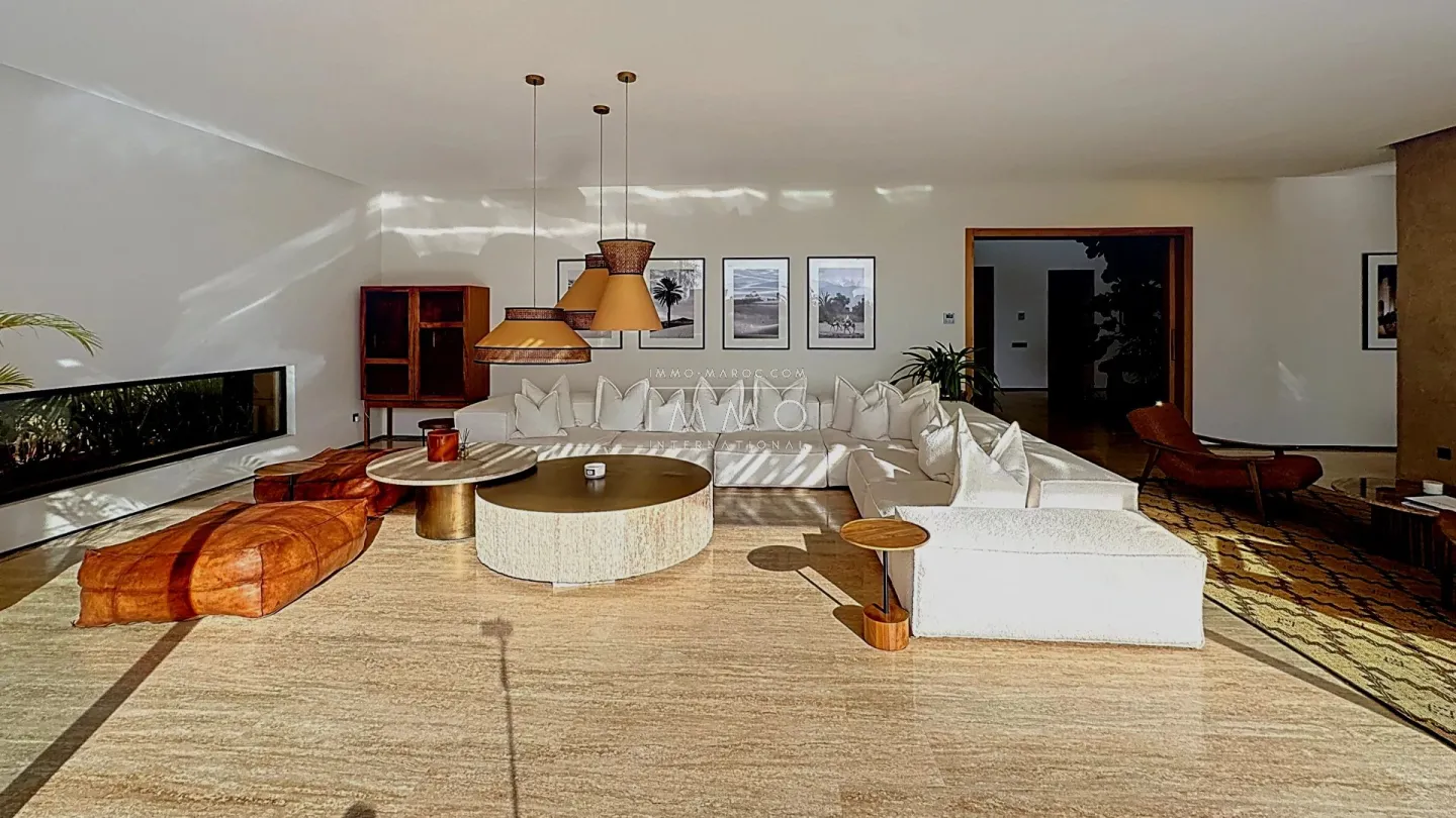 Villa à vendre golf amelkis – 6 suites – 600 m² – terrain 1 500 m² – 1ère ligne lac & atlas – pool house