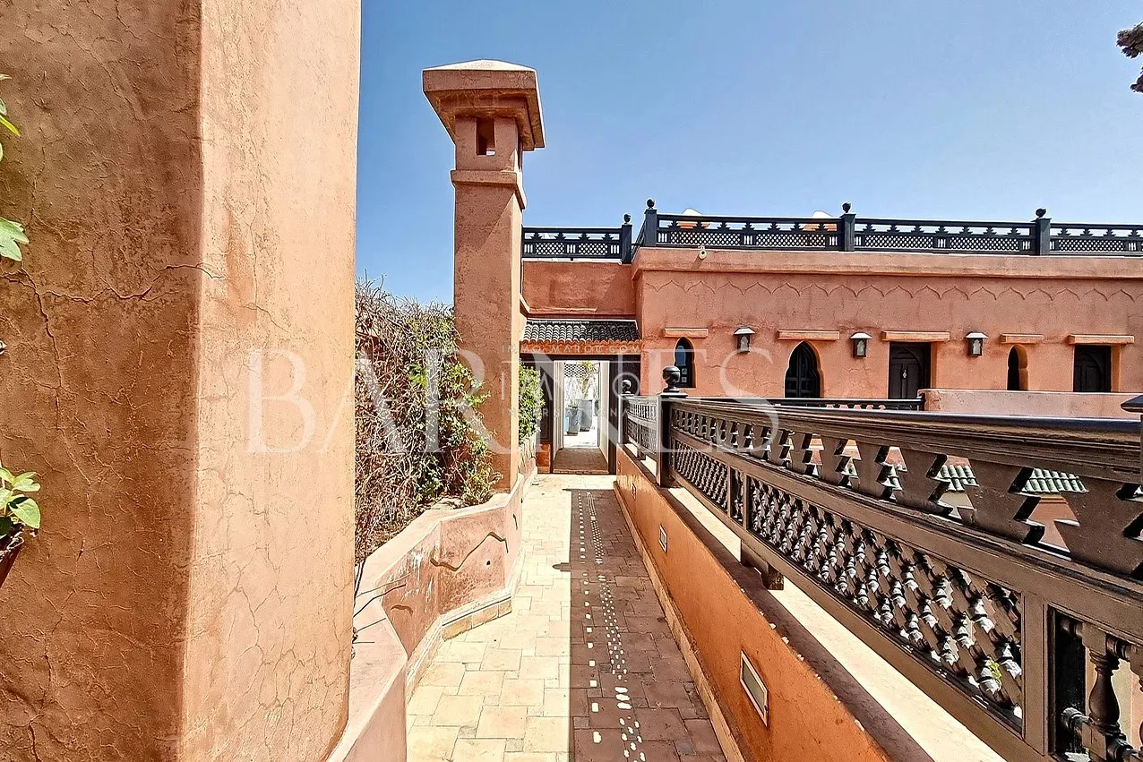 Maison d'hôtes en exploitation à vendre dar el bacha marrakech - 18 chambres - potentiel hôtelier