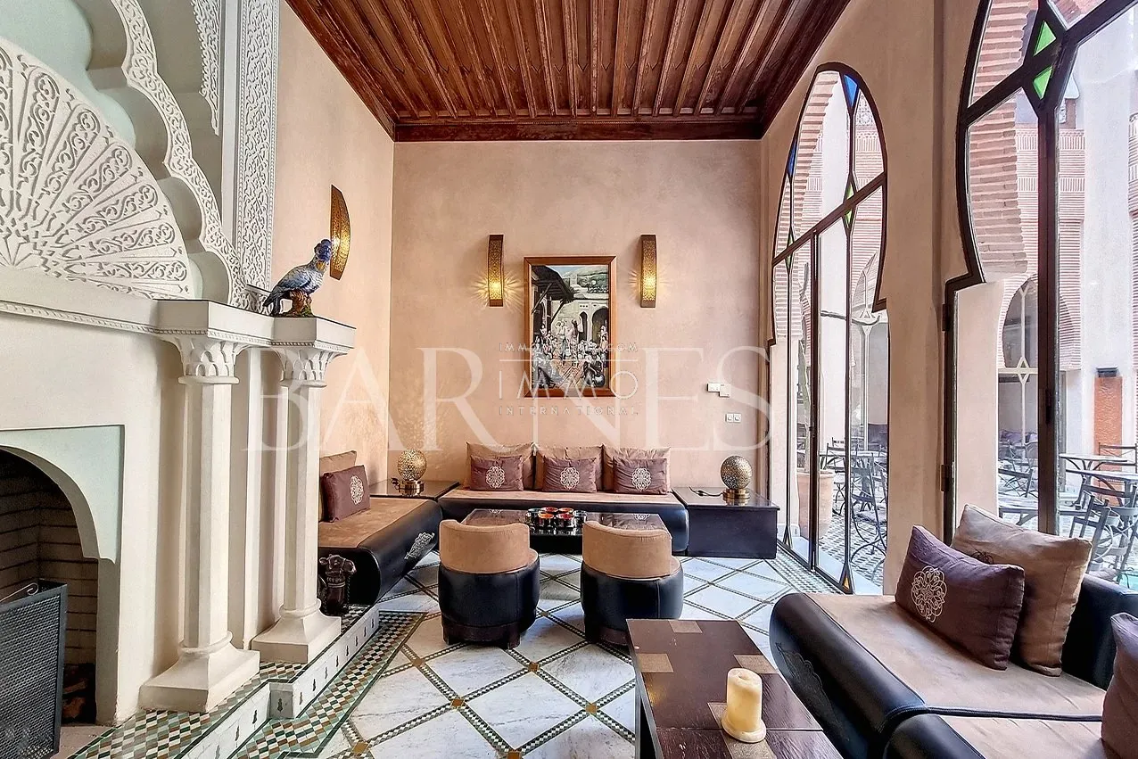 Maison d'hôtes en exploitation à vendre dar el bacha marrakech - 18 chambres - potentiel hôtelier