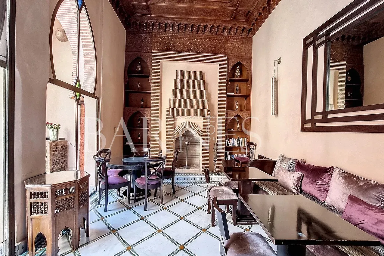 Maison d'hôtes en exploitation à vendre dar el bacha marrakech - 18 chambres - potentiel hôtelier