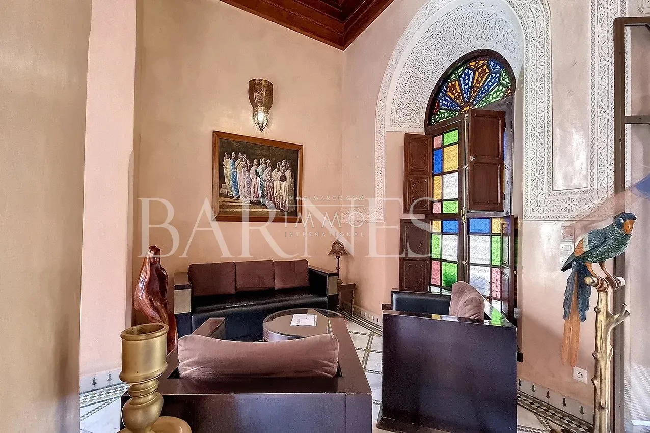 Maison d'hôtes en exploitation à vendre dar el bacha marrakech - 18 chambres - potentiel hôtelier