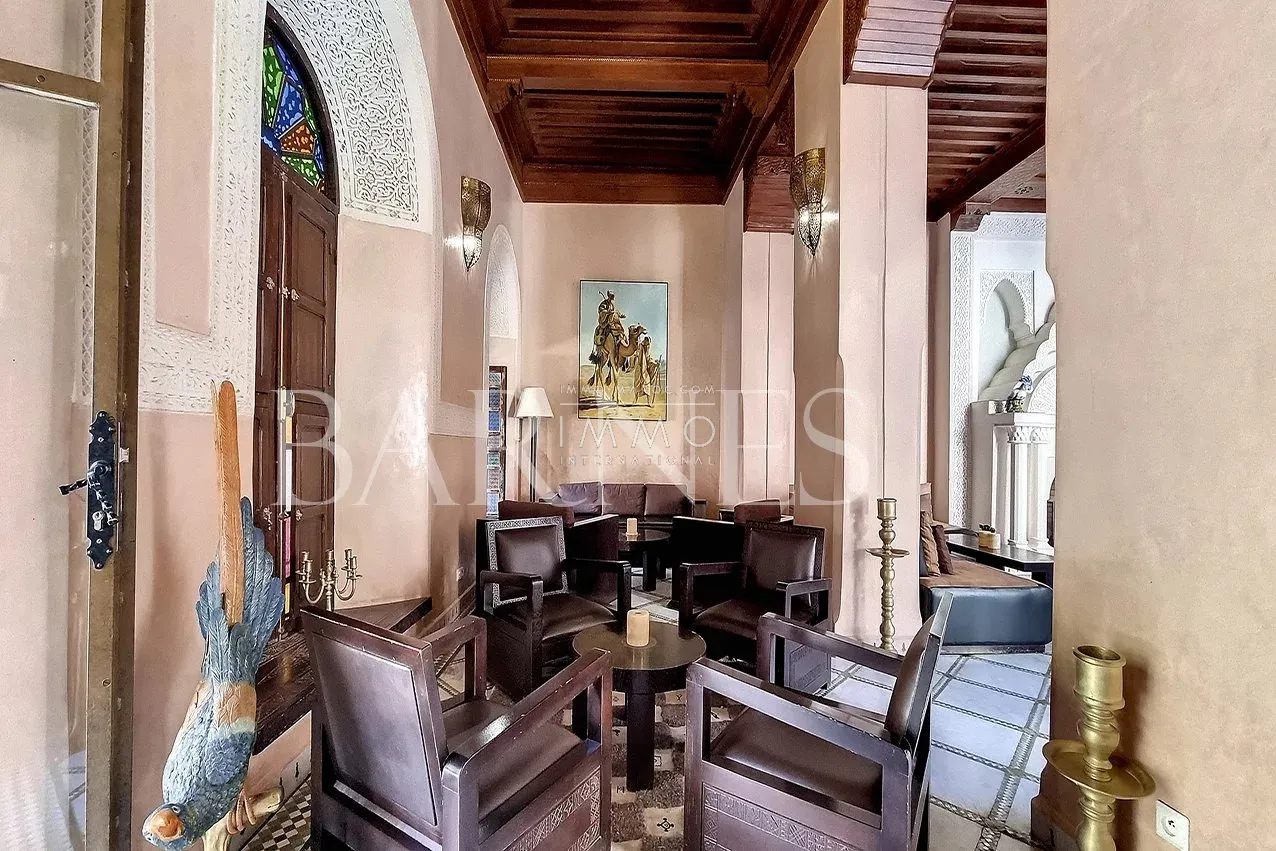 Maison d'hôtes en exploitation à vendre dar el bacha marrakech - 18 chambres - potentiel hôtelier