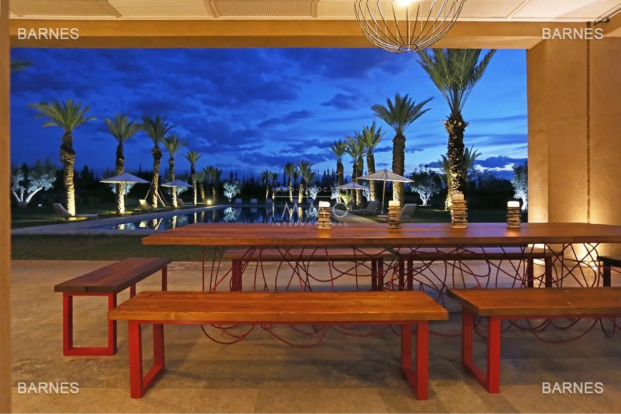 Domaine de majesté – route de ouarzazate – 1 500 m² de grand luxe – parc de 1,5 hectare