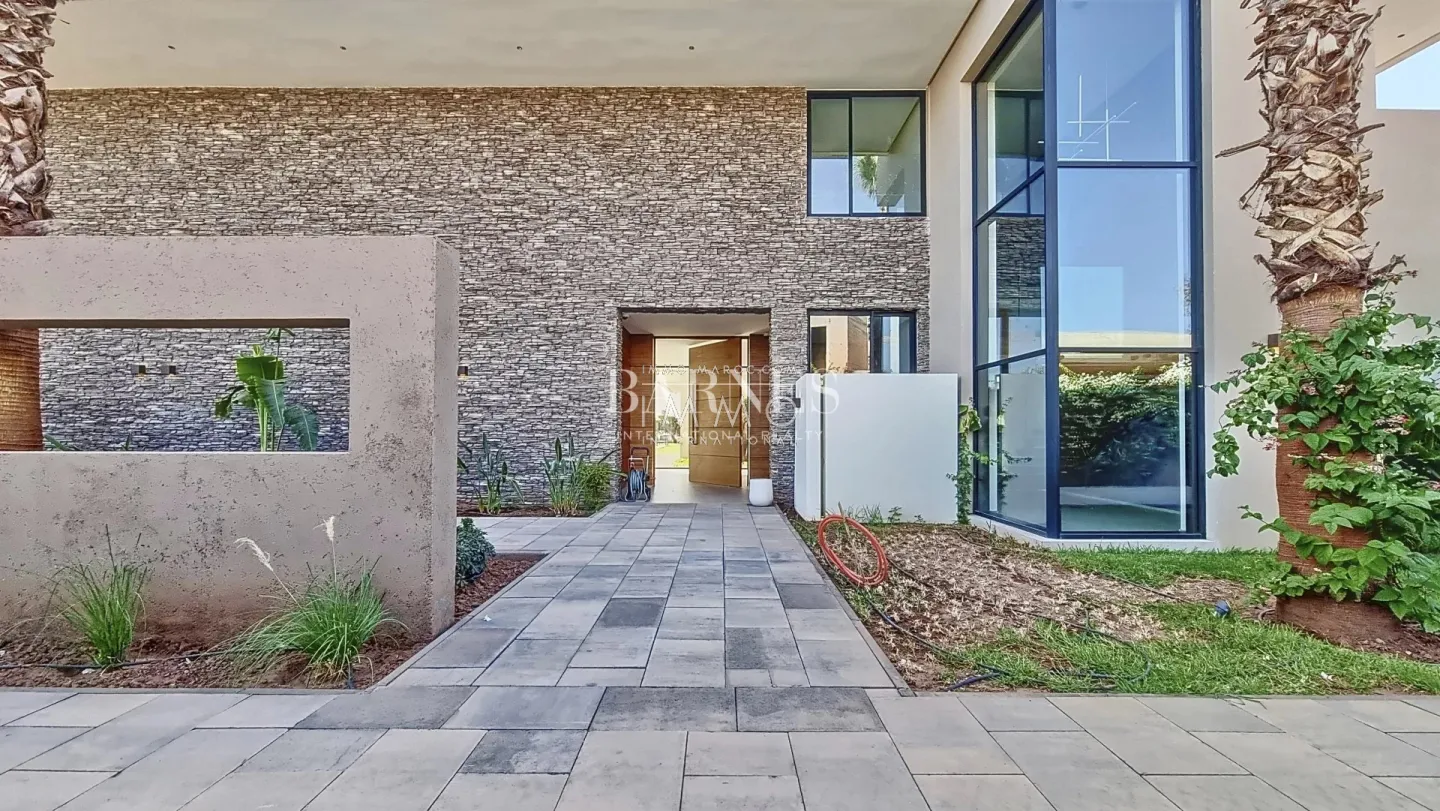 Villa contemporaine de luxe À vendre route amizmiz