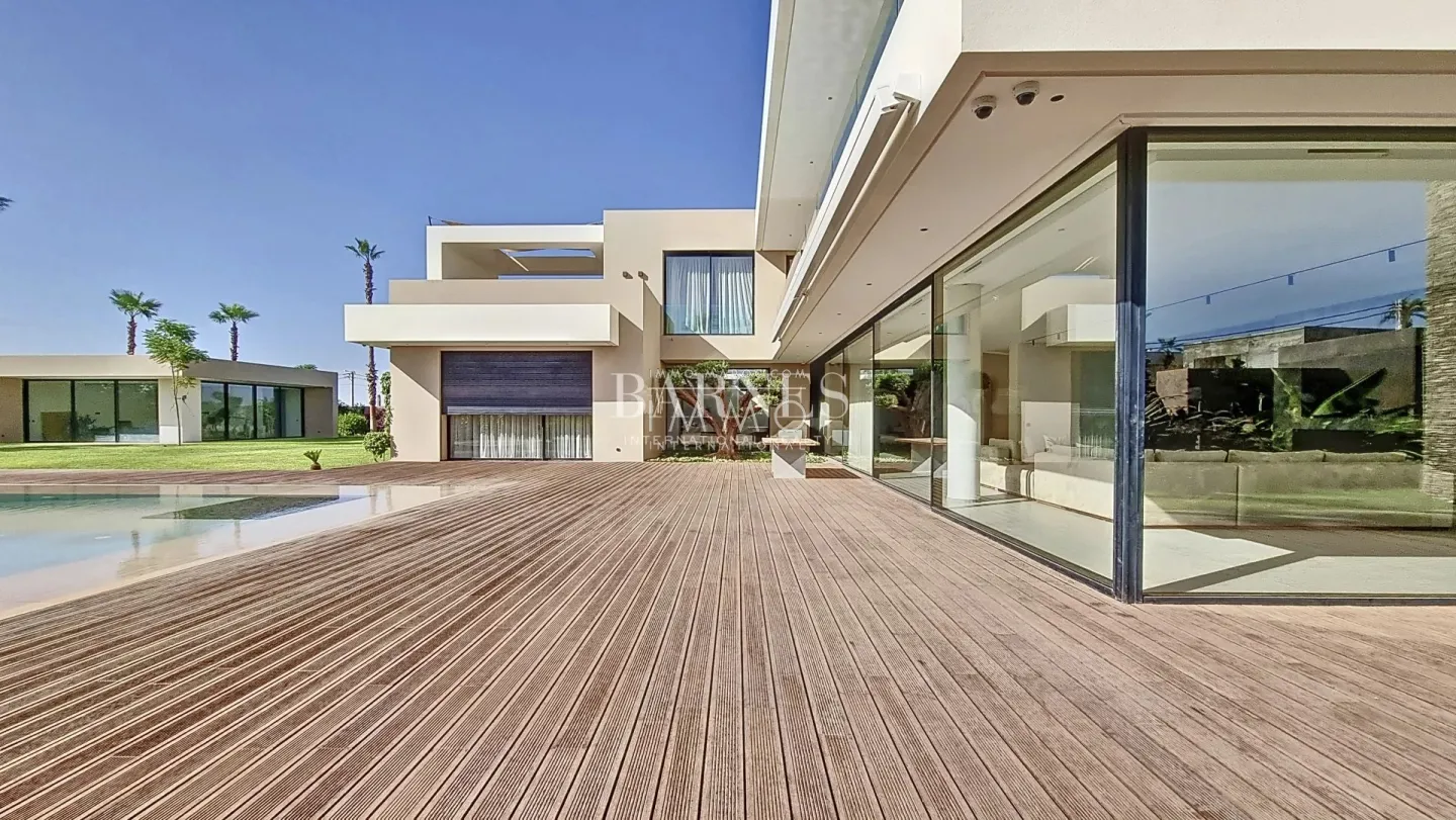 Villa contemporaine de luxe À vendre route amizmiz