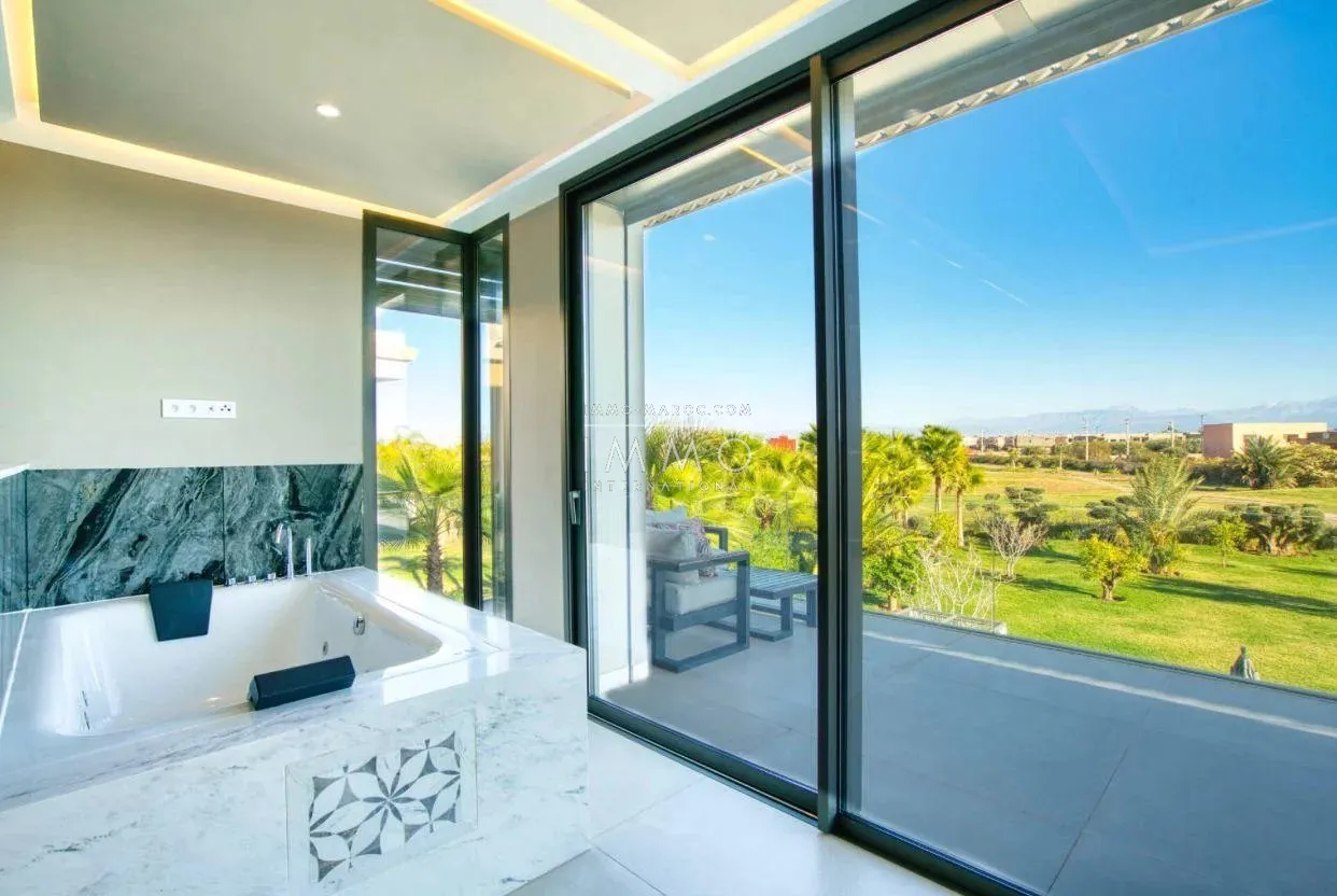 Villa à vendre route d'amizmiz marrakech – 5 chambres – 740 m² – rooftop – piscine chauffée