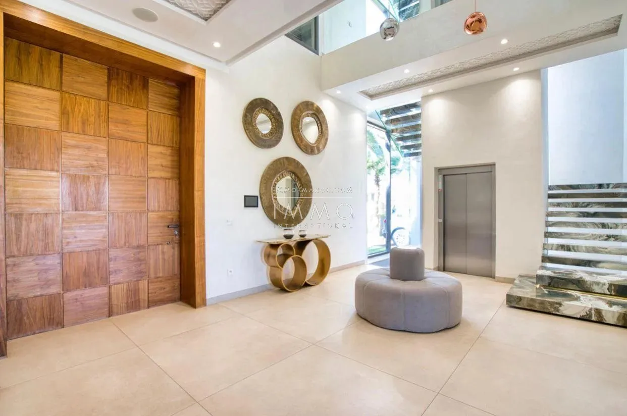 Villa à vendre route d'amizmiz marrakech – 5 chambres – 740 m² – rooftop – piscine chauffée