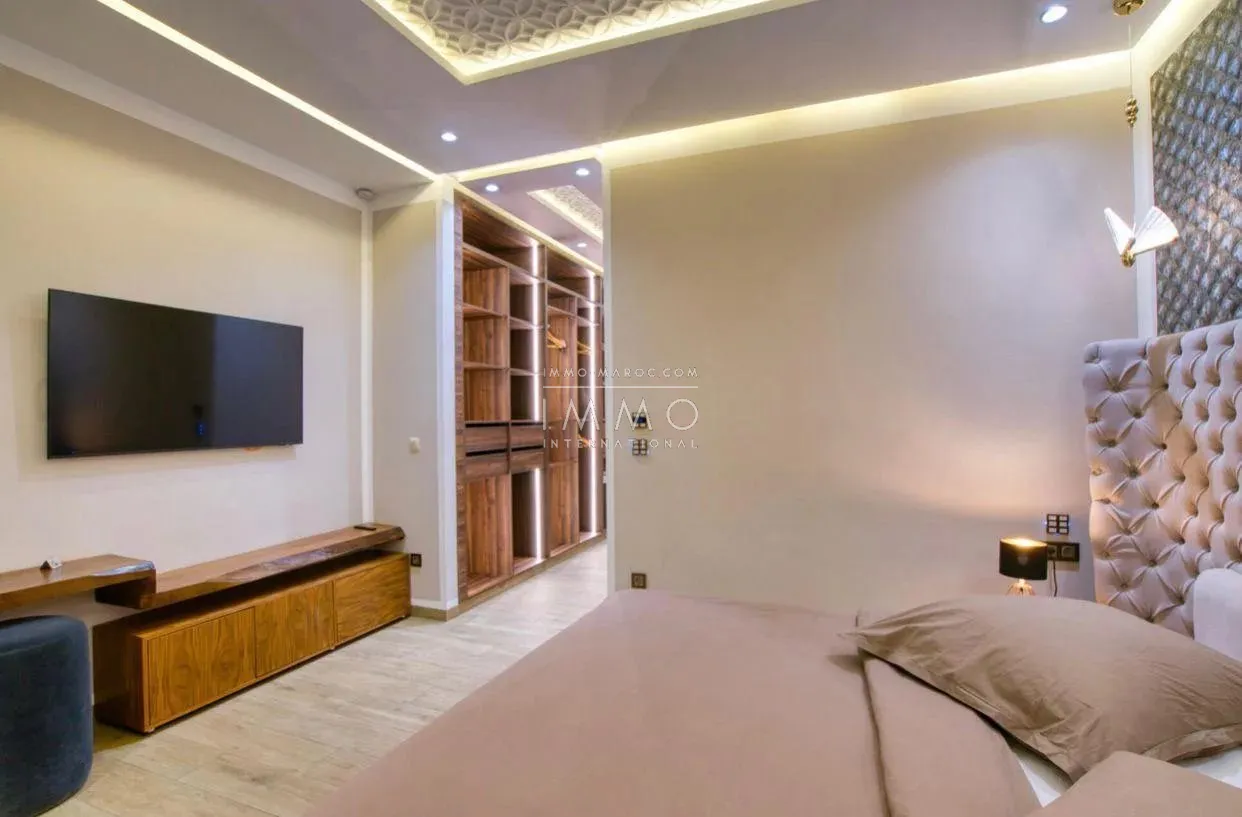 Villa à vendre route d'amizmiz marrakech – 5 chambres – 740 m² – rooftop – piscine chauffée