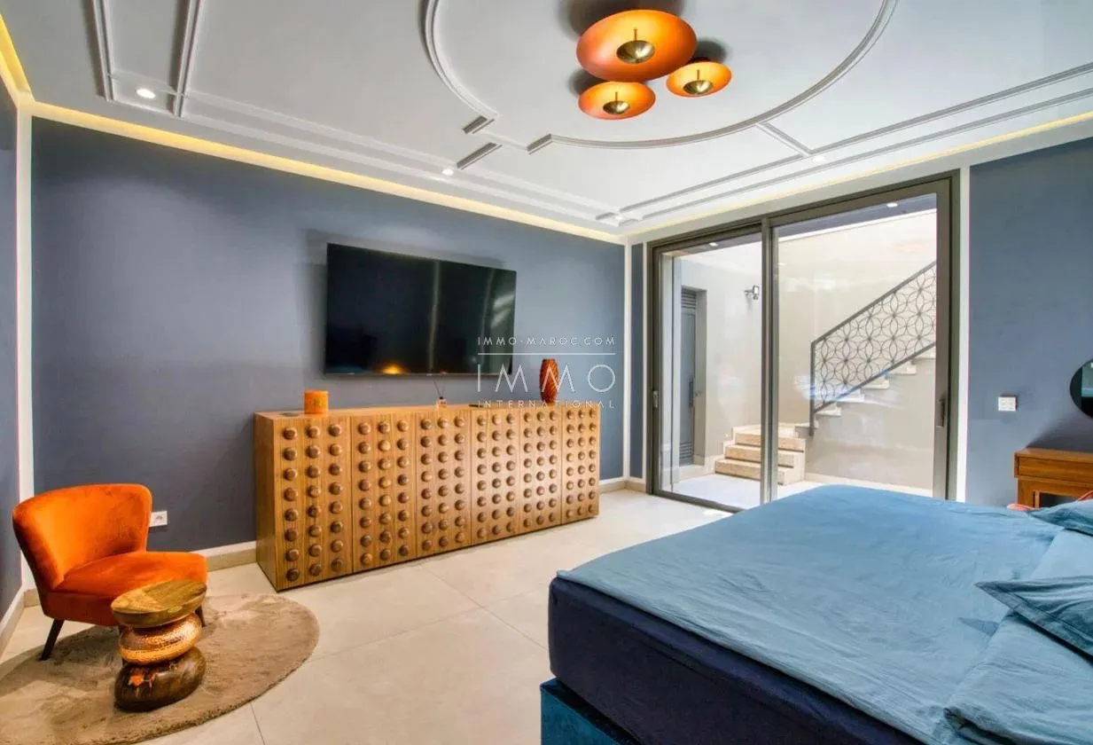 Villa à vendre route d'amizmiz marrakech – 5 chambres – 740 m² – rooftop – piscine chauffée