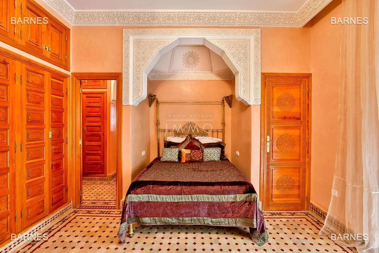 Élégance classique à la palmeraie – parc d'un hectare 