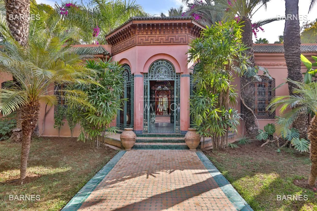 Palais arabo-berbère d’exception – circuit de la palmeraie – 5 suites – oasis d’un hectare