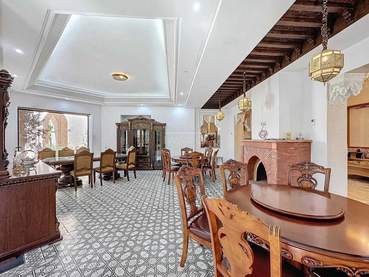 Propriété à vendre à sidi abdellah ghiat marrakech – 8 suites – 2 455 m² – terrain 30 932 m²