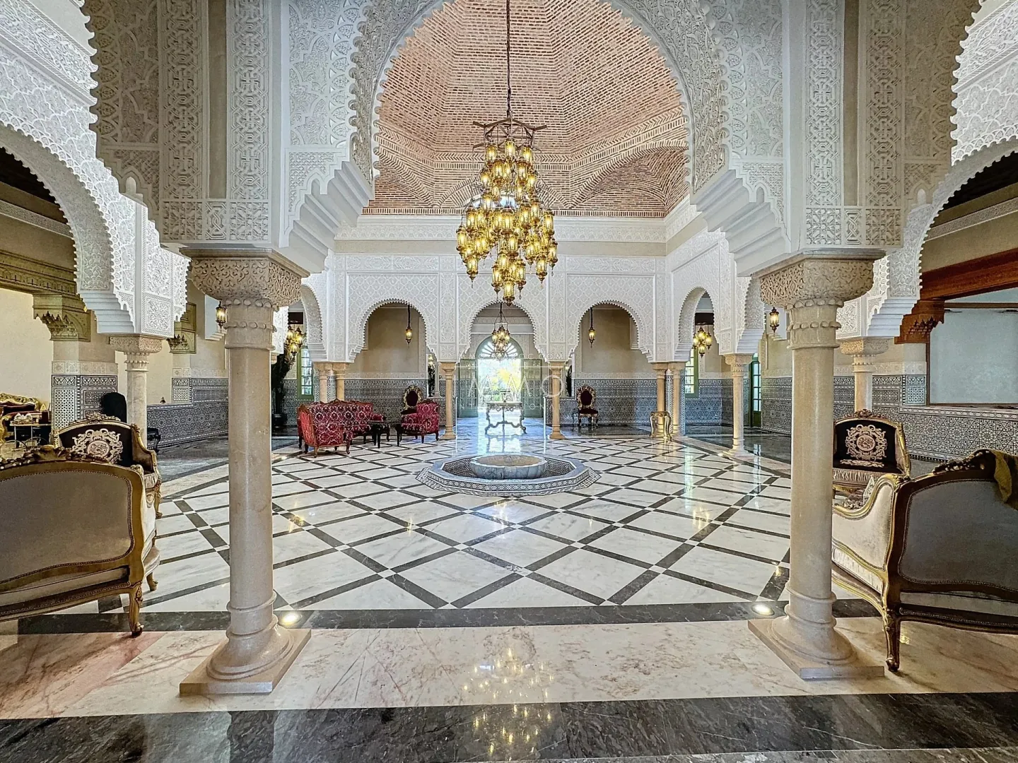 Propriété à vendre à sidi abdellah ghiat marrakech – 8 suites – 2 455 m² – terrain 30 932 m²