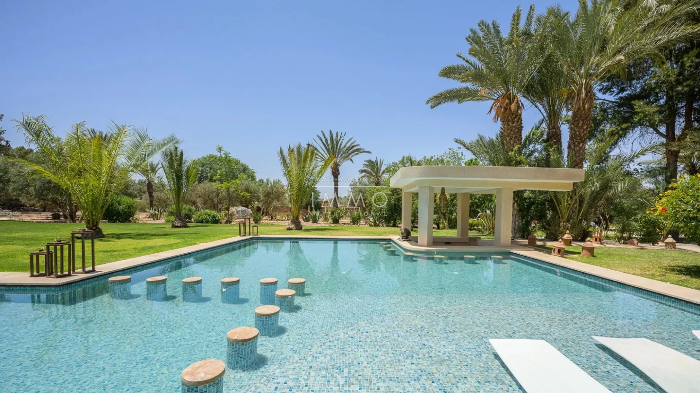 Villa à vendre palmeraie – 9 suites – 1 300 m² – terrain 1,5 ha – architecte charles boccara – salle sport & spa