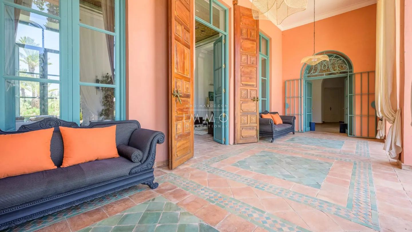 Villa à vendre palmeraie – 9 suites – 1 300 m² – terrain 1,5 ha – architecte charles boccara – salle sport & spa