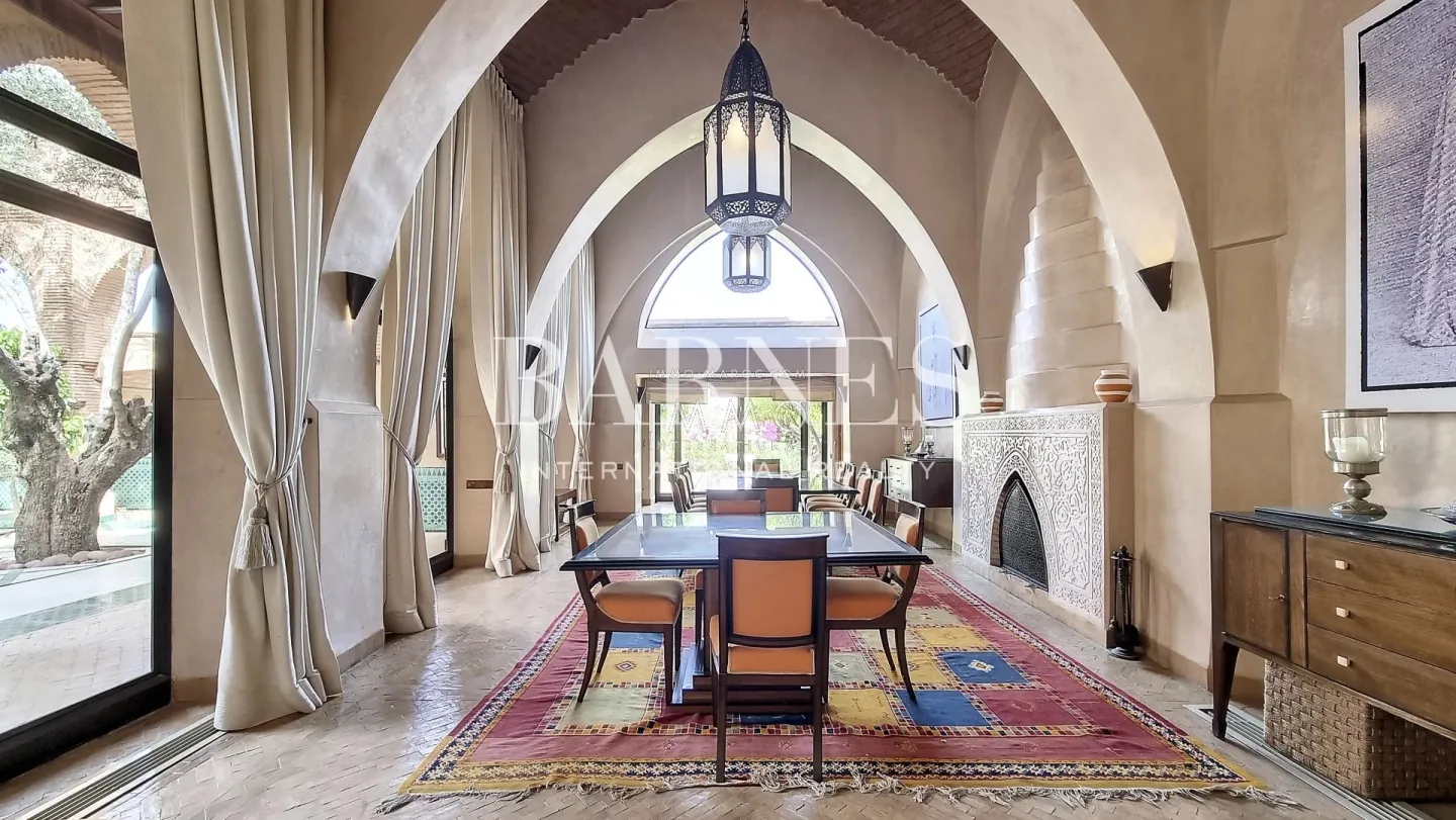 Propriété d’exception en front de golf à vendre – amelkis 1 – emplacement rare