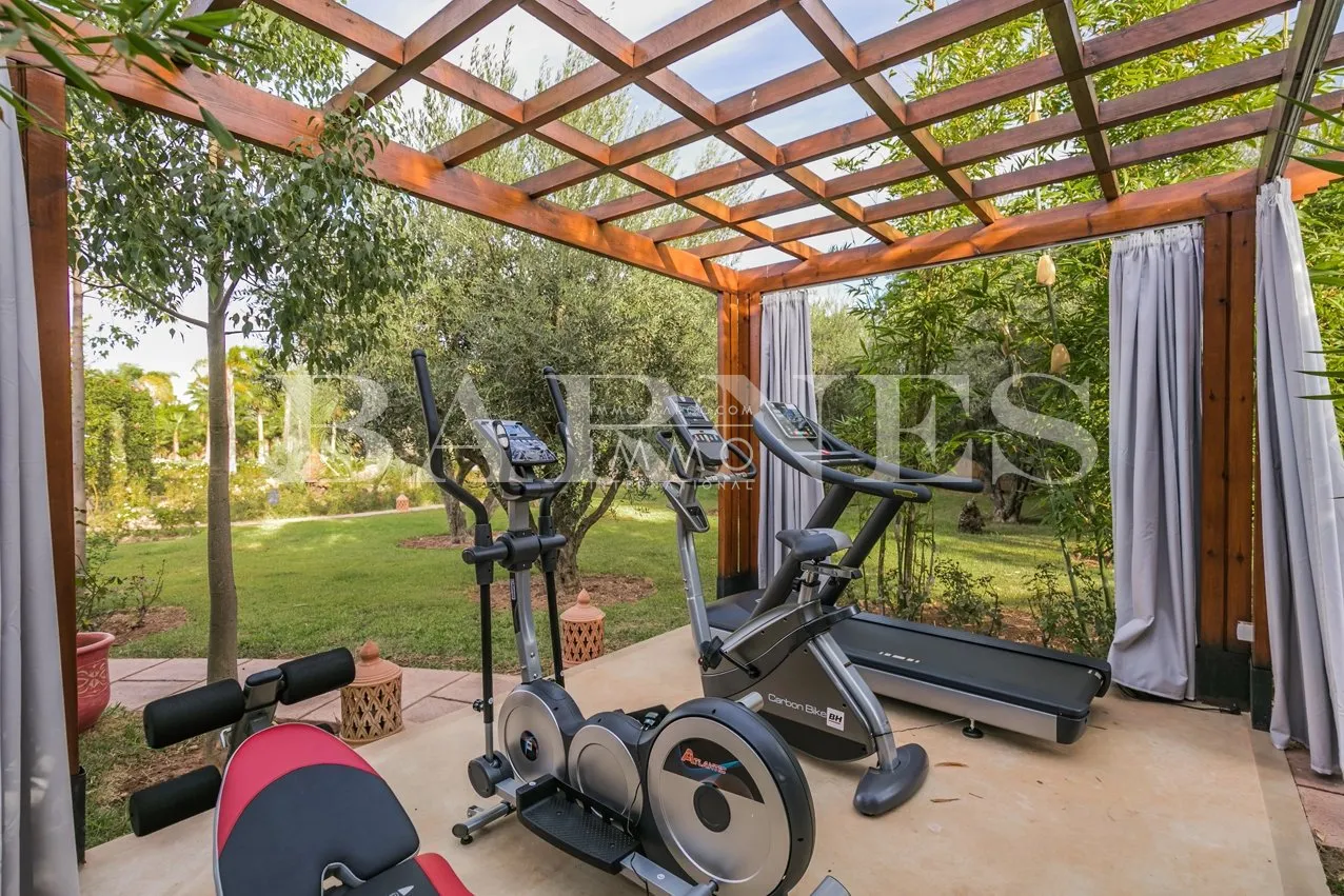 Superbe palais de prestige à la palmeraie – dar tounsi – 8 suites – parc de 1 hectare