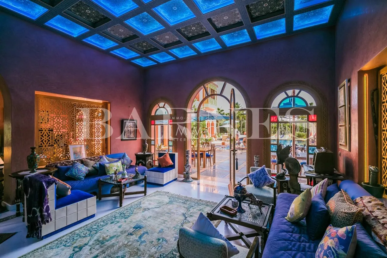 Superbe palais de prestige à la palmeraie – dar tounsi – 8 suites – parc de 1 hectare