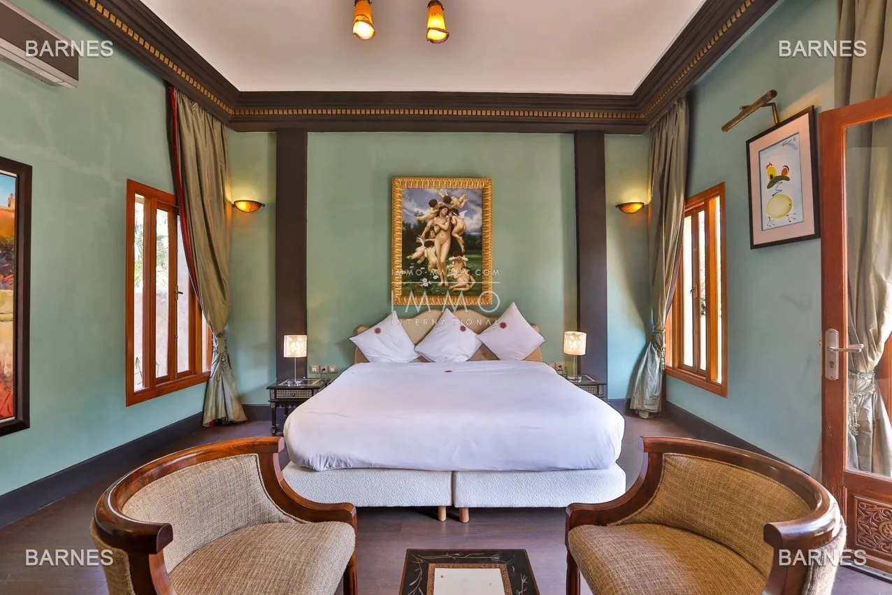 Propriété de majesté à la palmeraie – volumes monumentaux – parc luxuriant d’un hectare