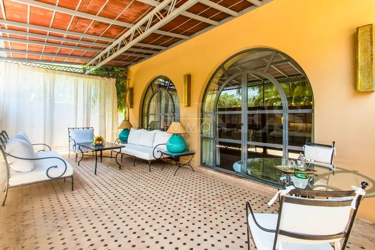 Palais d’hôtes d’exception à vendre – palmeraie – 19 suites – domaine de 2,2 hectares