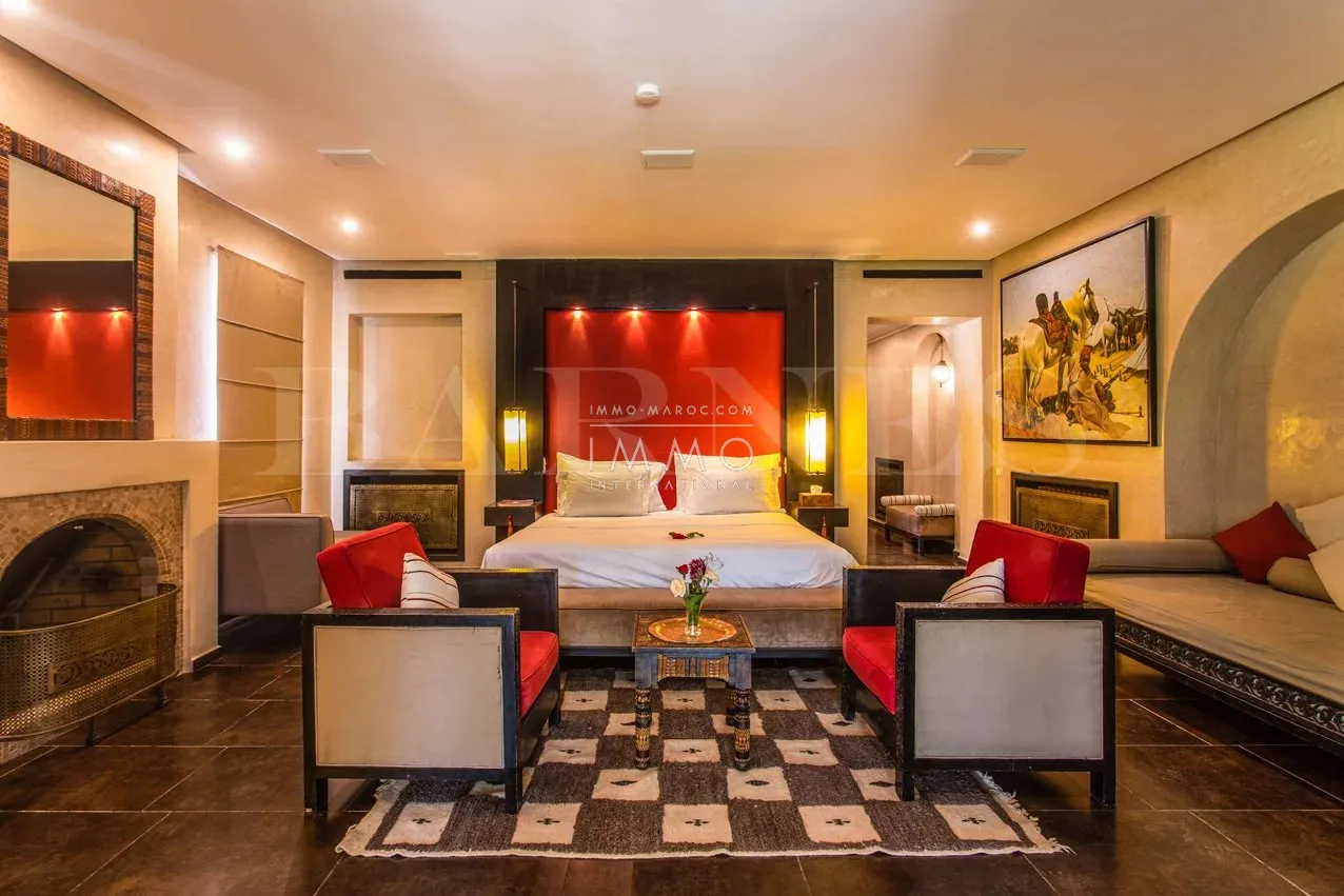 Palais d’hôtes d’exception à vendre – palmeraie – 19 suites – domaine de 2,2 hectares