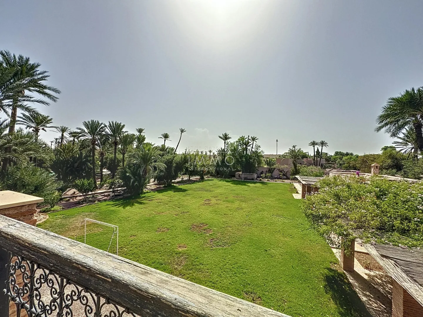 Villa kasbah chic à vendre en palmeraie – signée Élie mouyal – 10 chambres