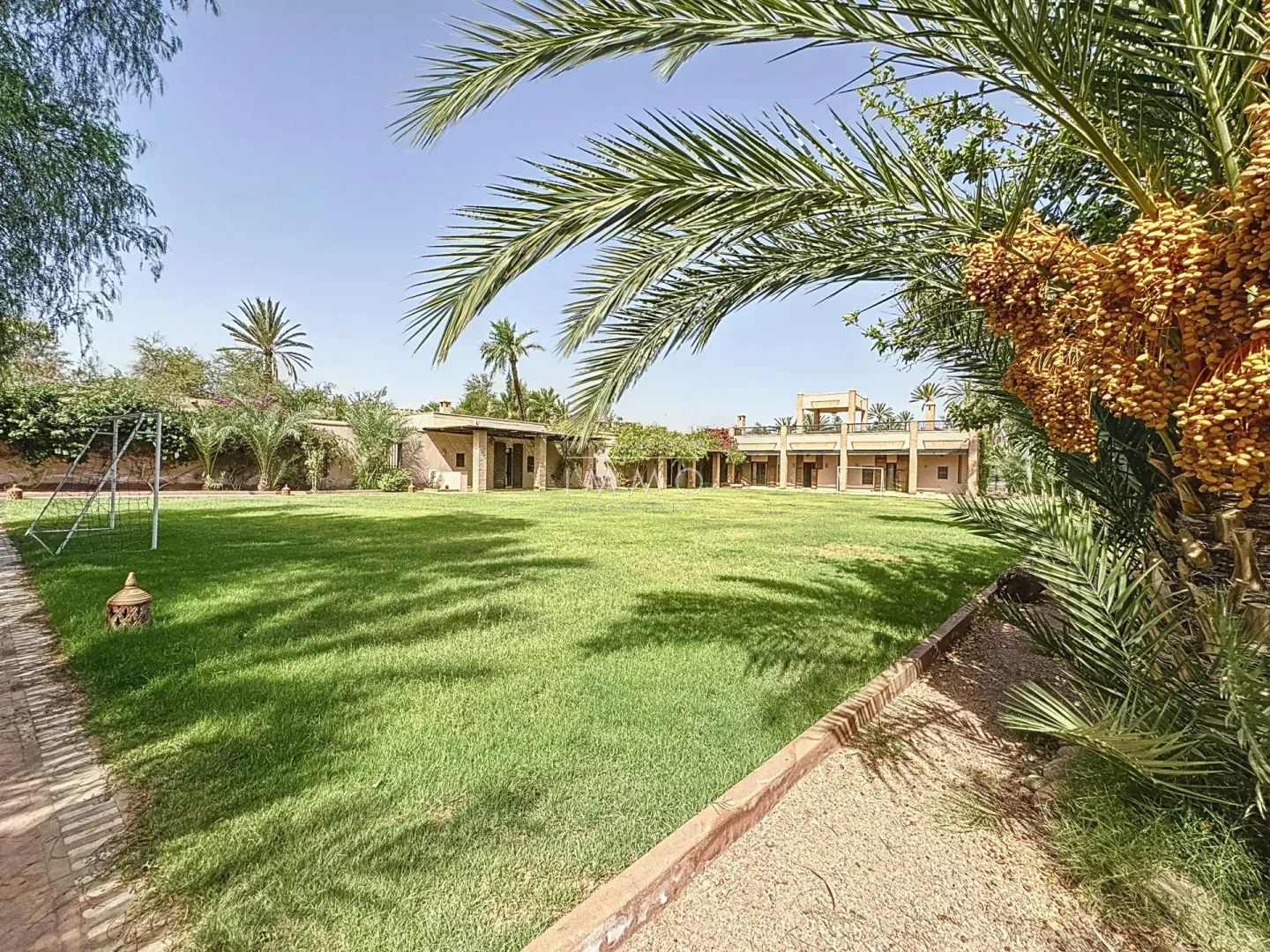 Villa kasbah chic à vendre en palmeraie – signée Élie mouyal – 10 chambres