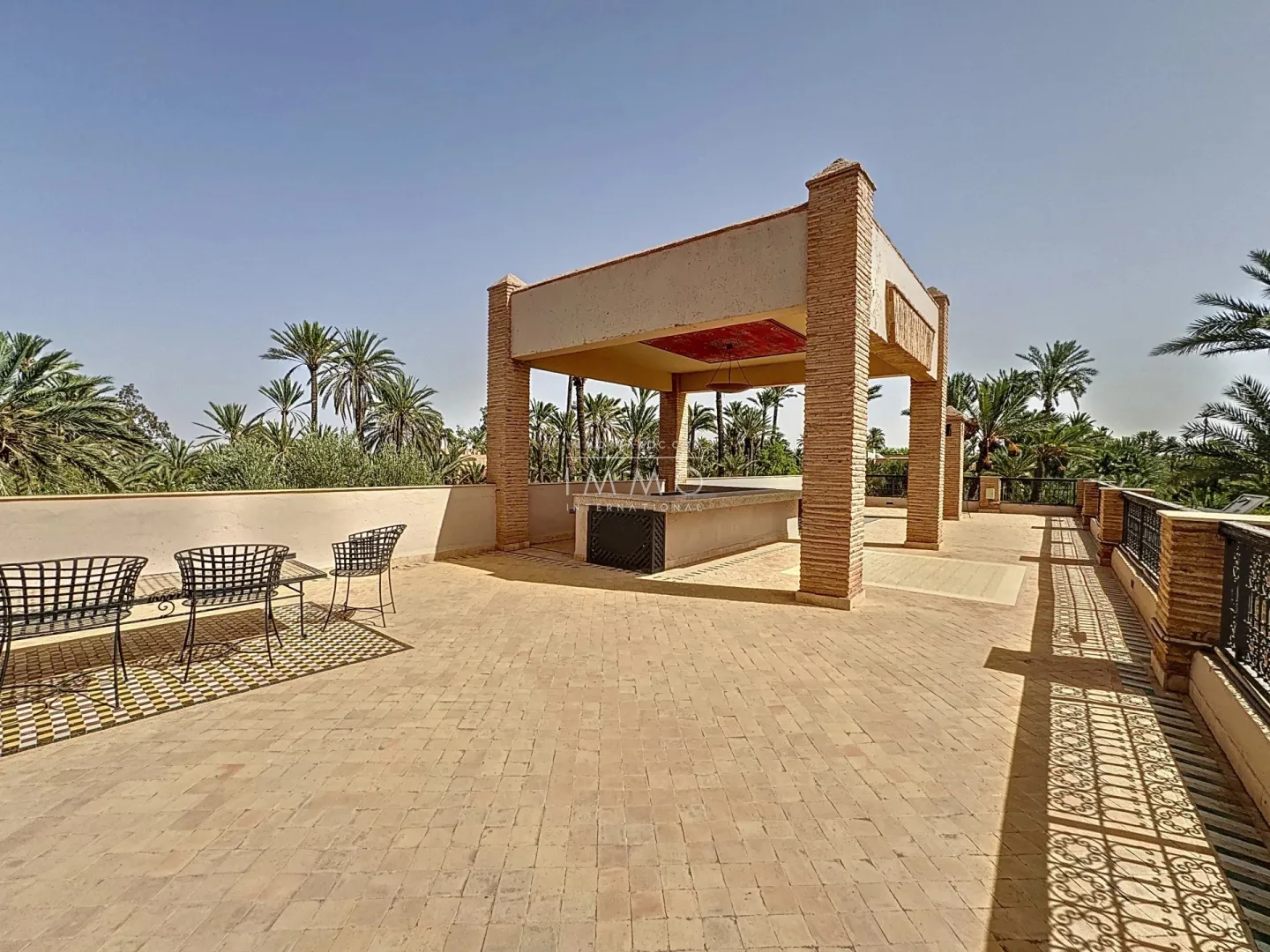 Villa kasbah chic à vendre en palmeraie – signée Élie mouyal – 10 chambres