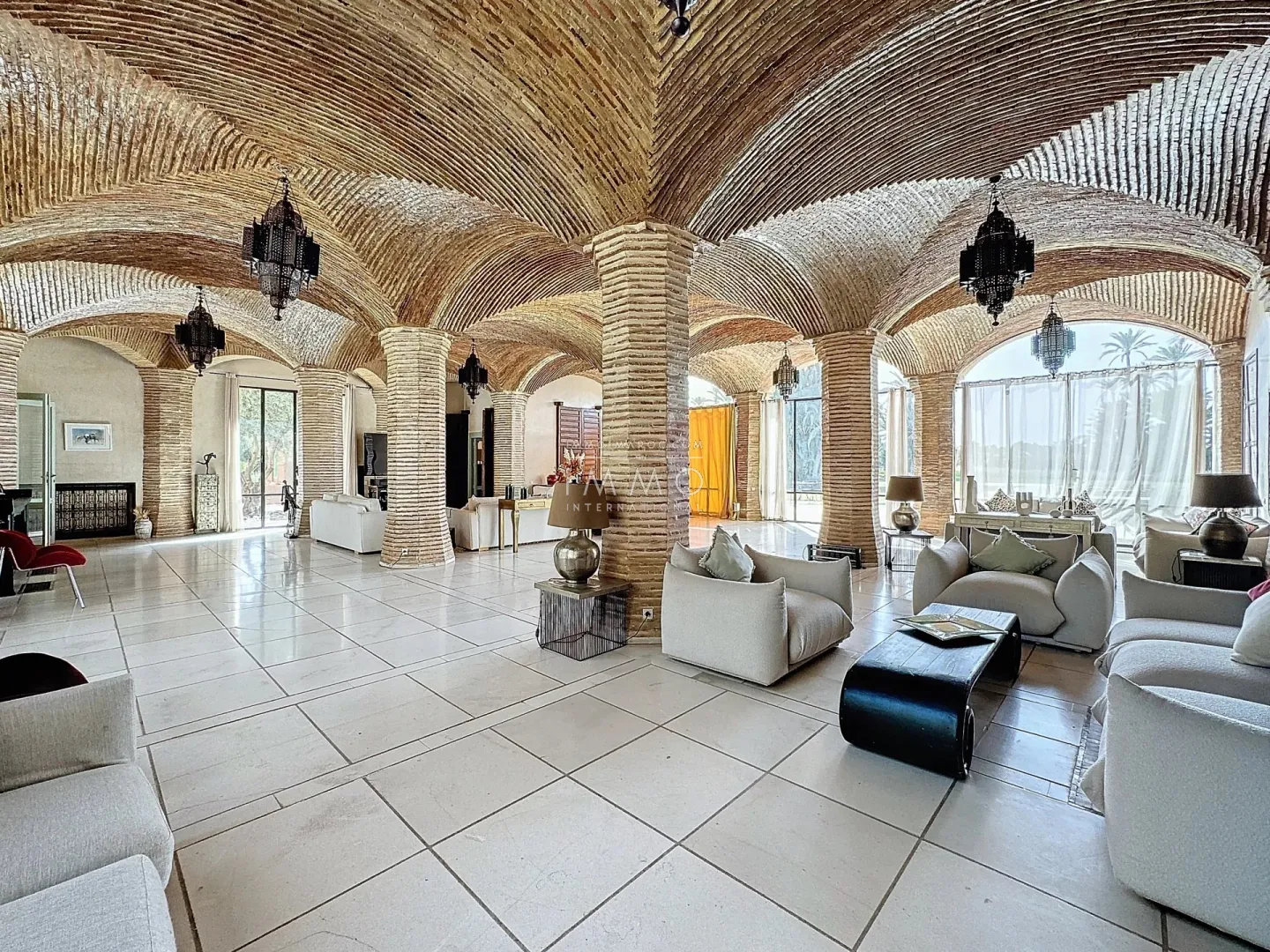 Villa kasbah chic à vendre en palmeraie – signée Élie mouyal – 10 chambres