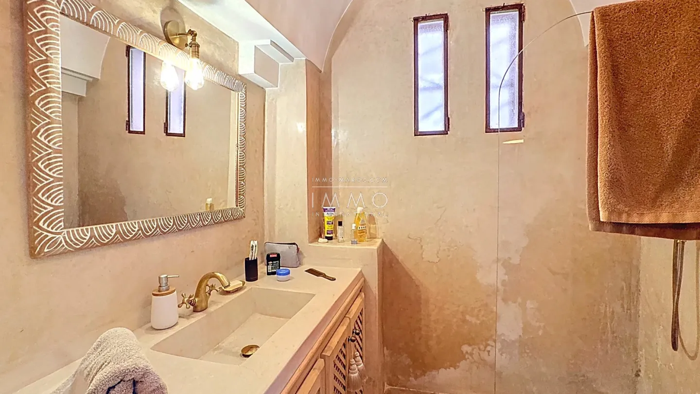 Riad à vendre – médina – 4 chambres – vue jardins mamounia – piscine chauffée rooftop – art déco – rénové – maison d'hôtes possible