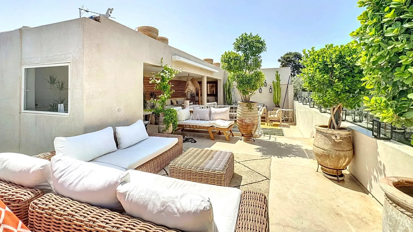 Riad à vendre – médina – 4 chambres – vue jardins mamounia – piscine chauffée rooftop – art déco – rénové – maison d'hôtes possible