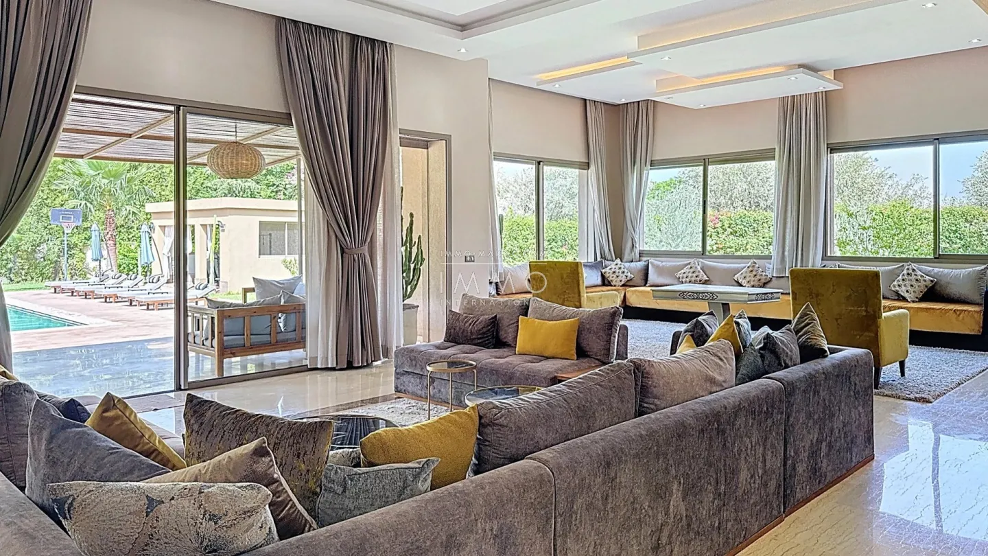 Villa d’exception à la location longue durée – route de fès, marrakech