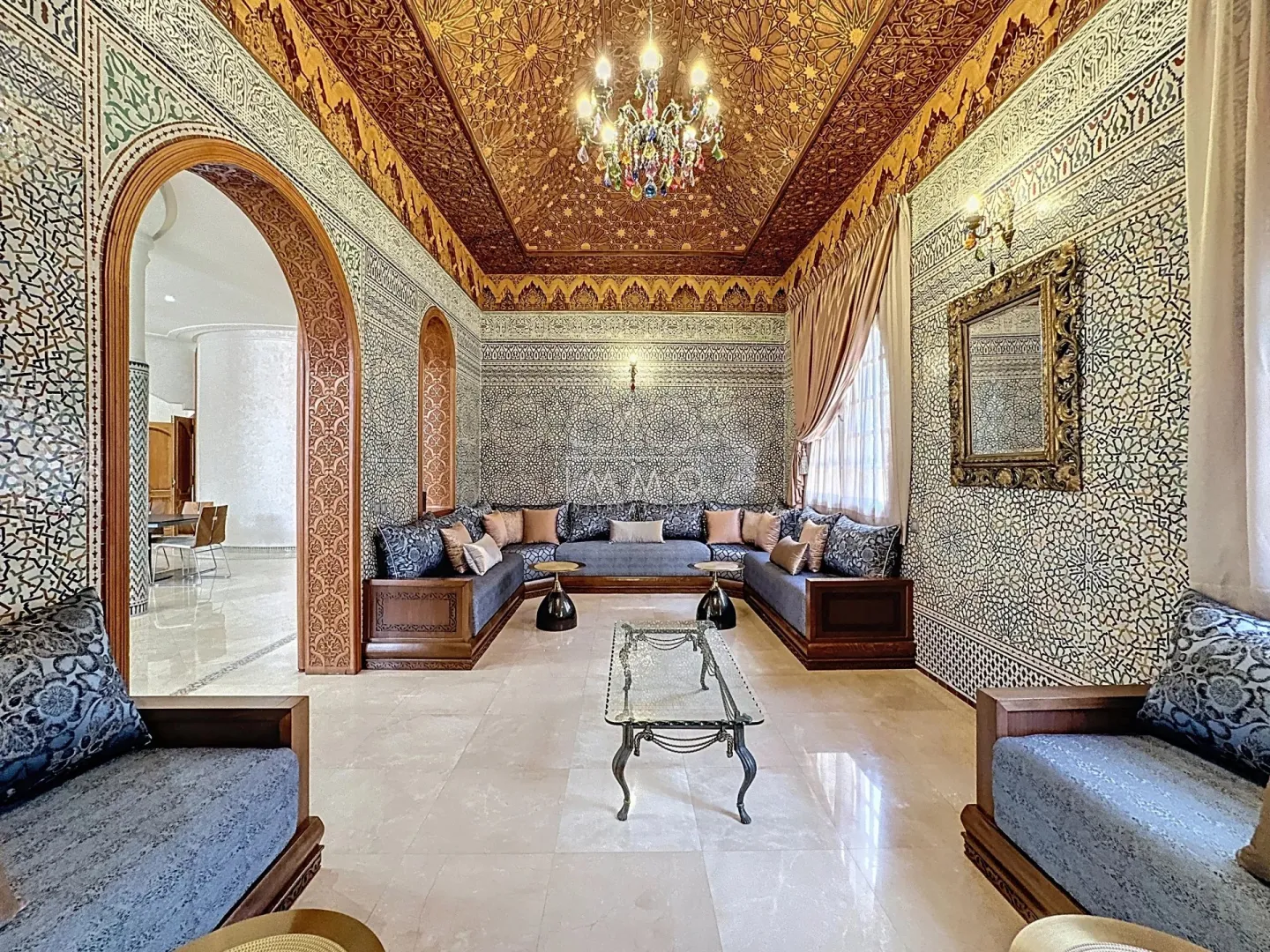 Barnes marrakech vous propose une villa ,située dans le quartier résidentiel et très recherché d’agdal