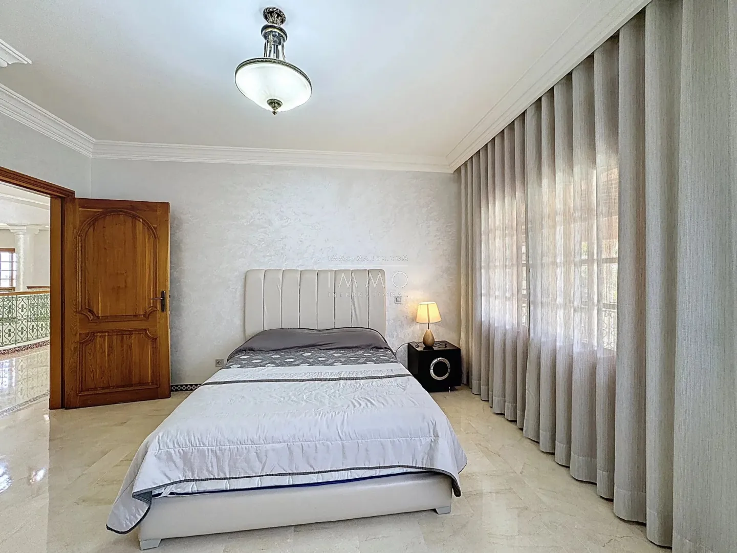 Barnes marrakech vous propose une villa ,située dans le quartier résidentiel et très recherché d’agdal