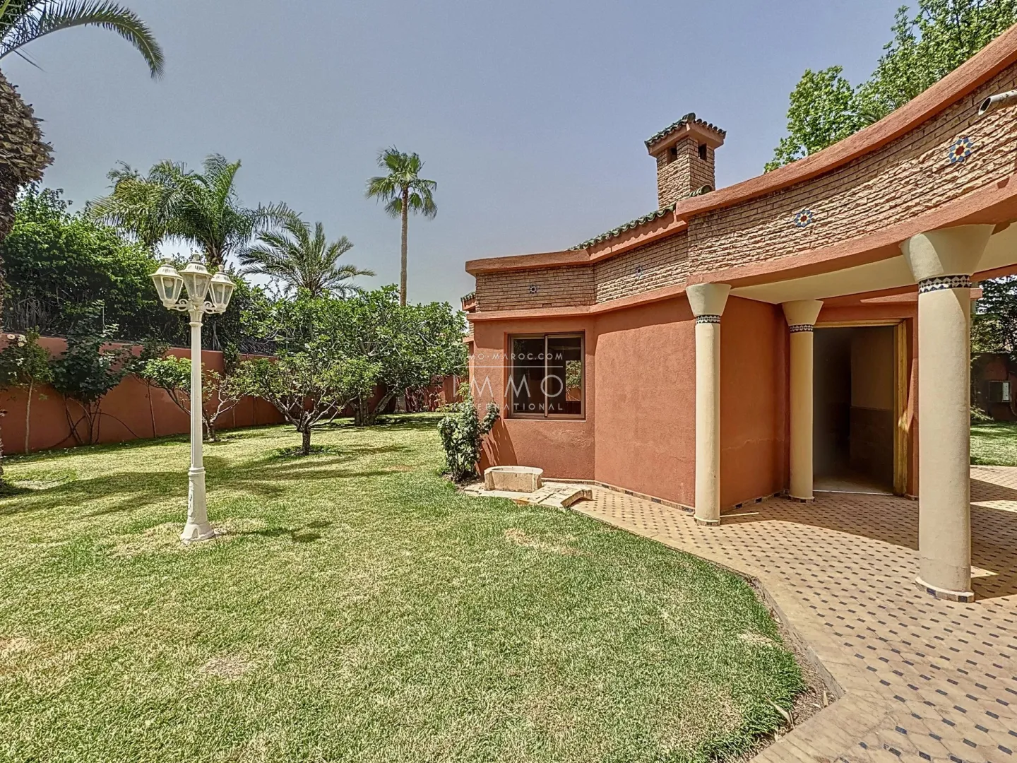 Barnes marrakech vous propose une villa ,située dans le quartier résidentiel et très recherché d’agdal