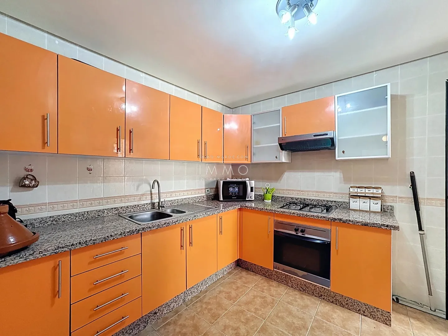 Appartement à vendre guéliz – 2 chambres – 91 m² – terrasse – centre-ville – meublé