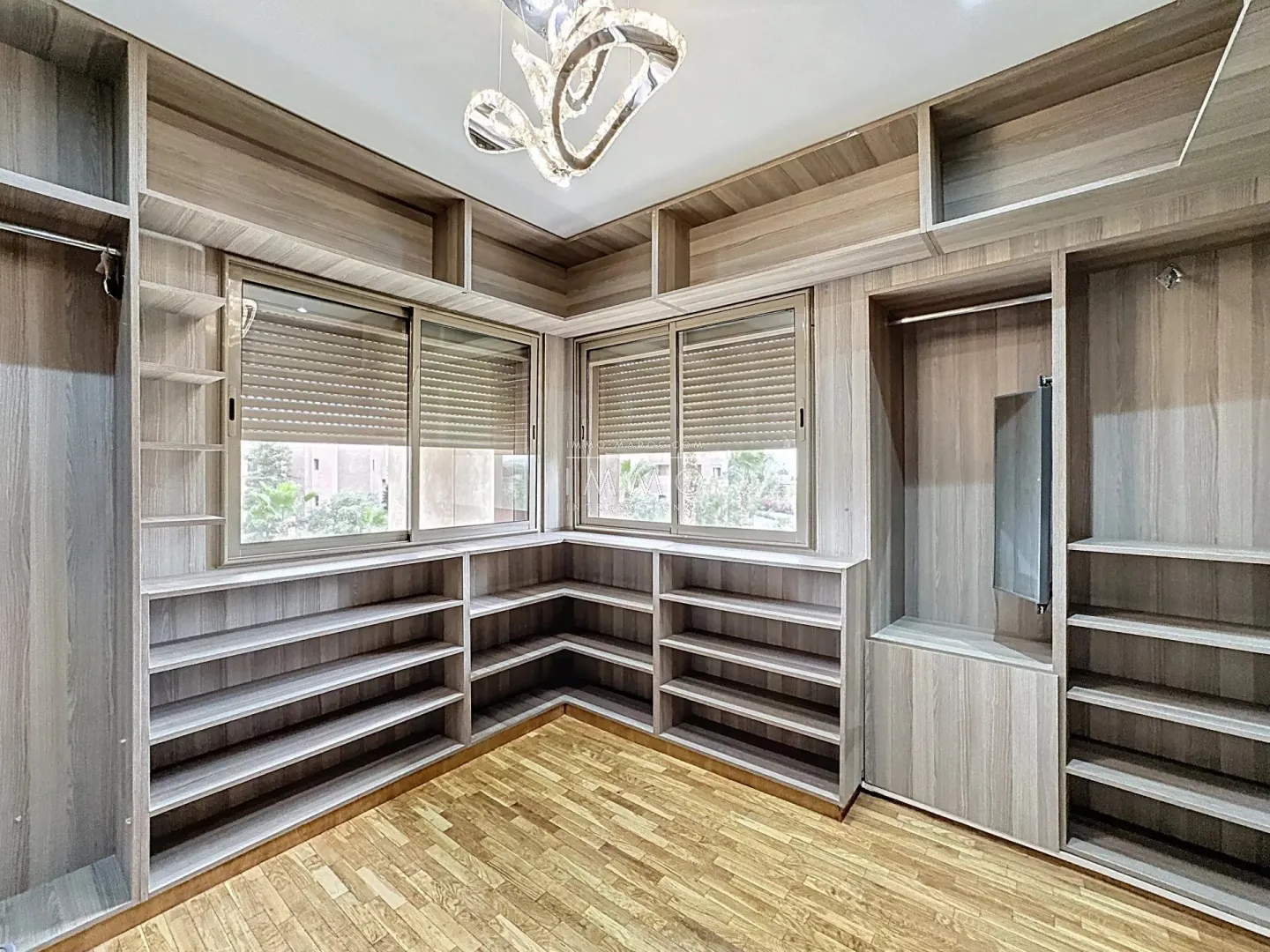 Appartement à vendre agdal – 3 chambres – 106 m² – 2ème étage – meublé – résidence fermée sécurisée